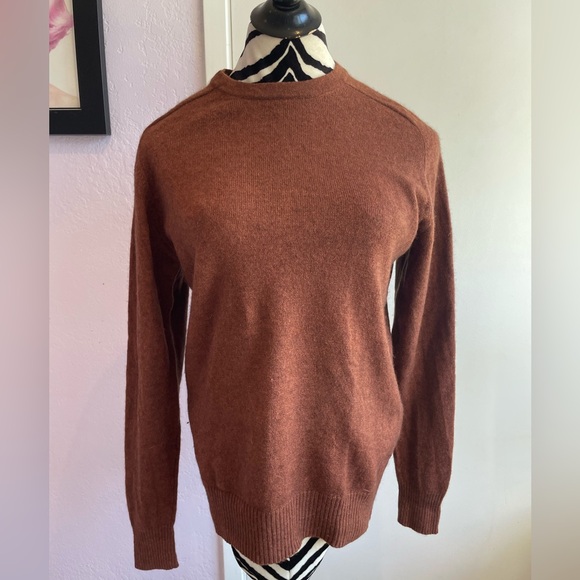 Men’s Muji Rust colored Crewneck Sweater - Picture 1 of 5